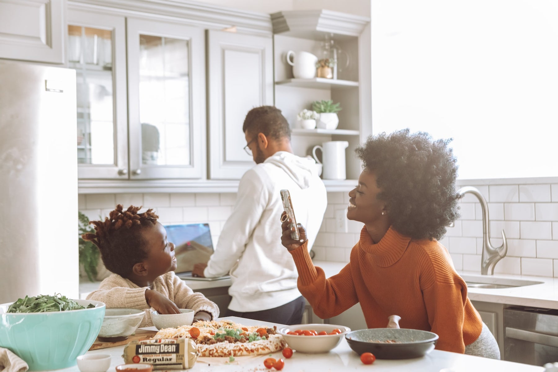 Designing Family-Friendly Kitchens: A Perfect Blend of Style and Practicality