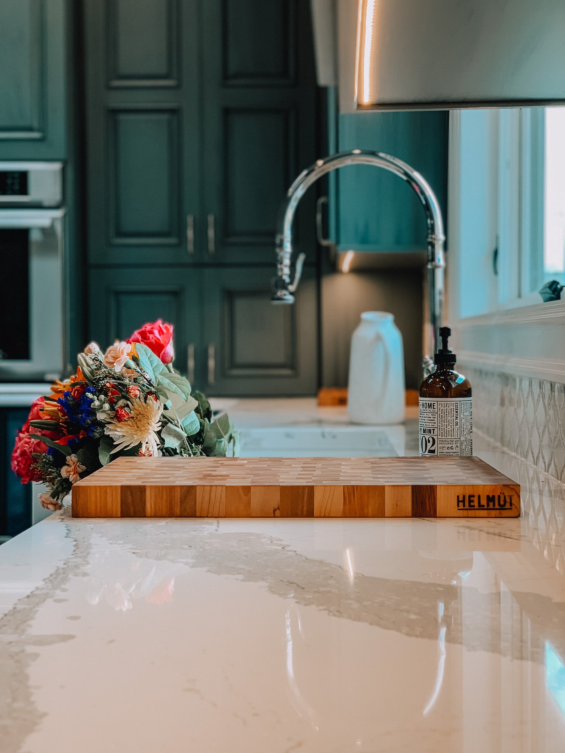 Navigating the Options: A Guide to Choosing the Best Kitchen Sink for Your Home