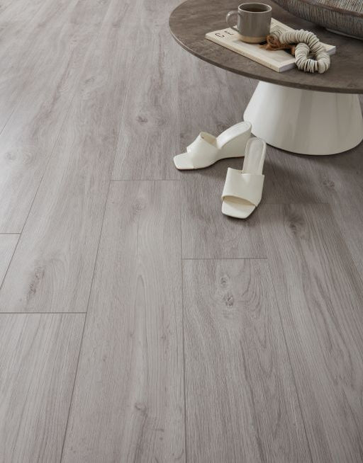 Laminate Flooring Farmhouse -  Frosted Oak