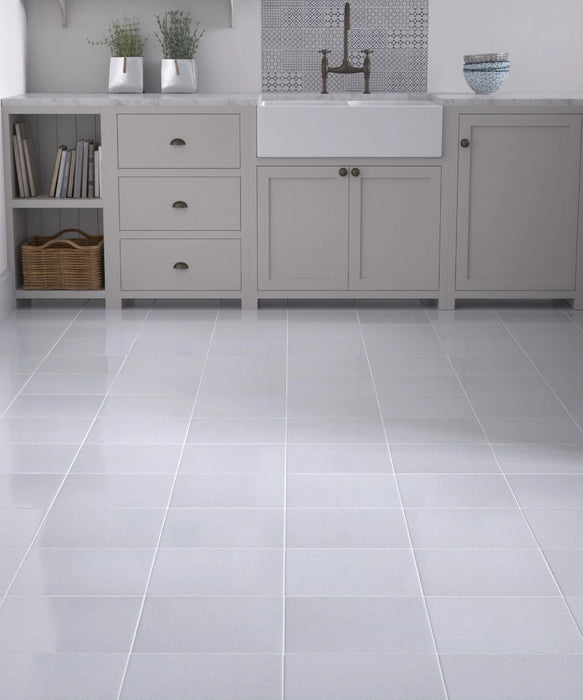 Starluxe™ White Tile (30cm x 30cm)