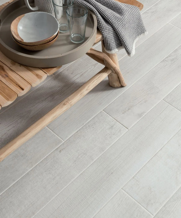 Mora™ White Tile