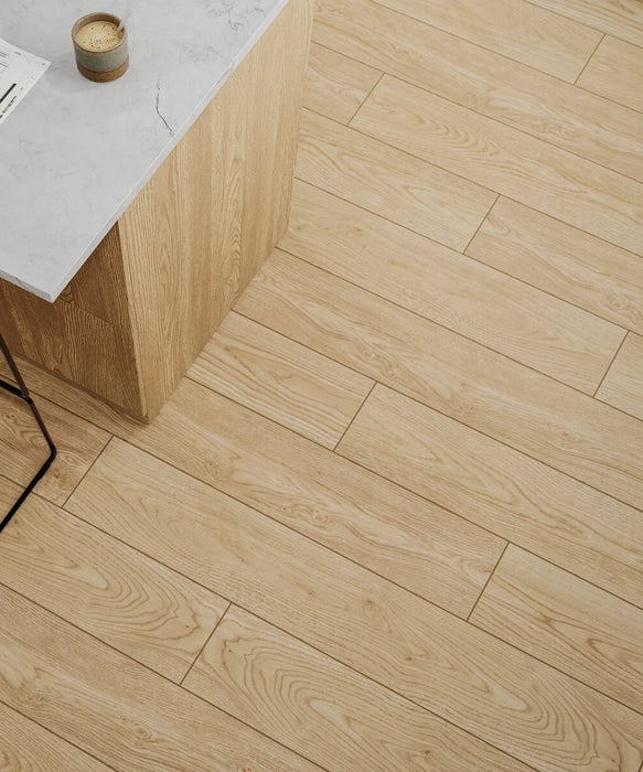 Skandi™ Oak Plank Tile (121cm x 19.5cm)