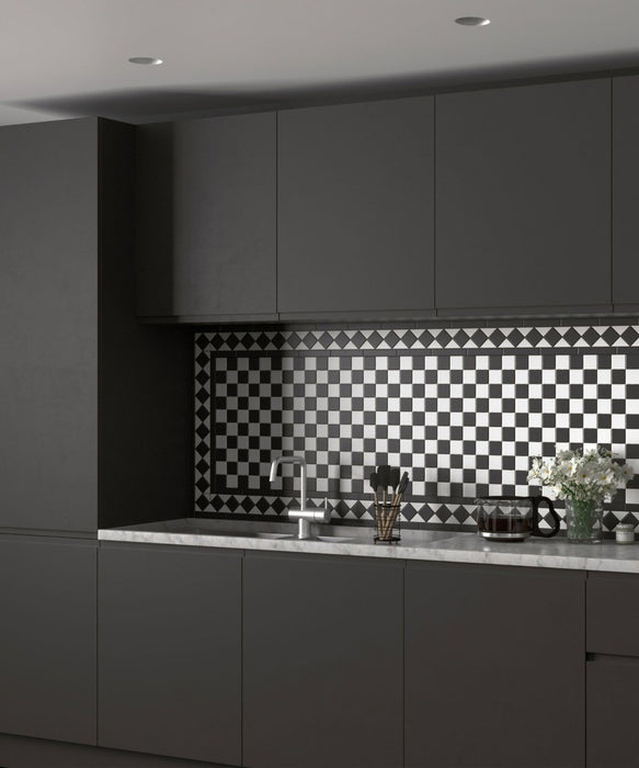 Victorian Black/White Chequer Tile