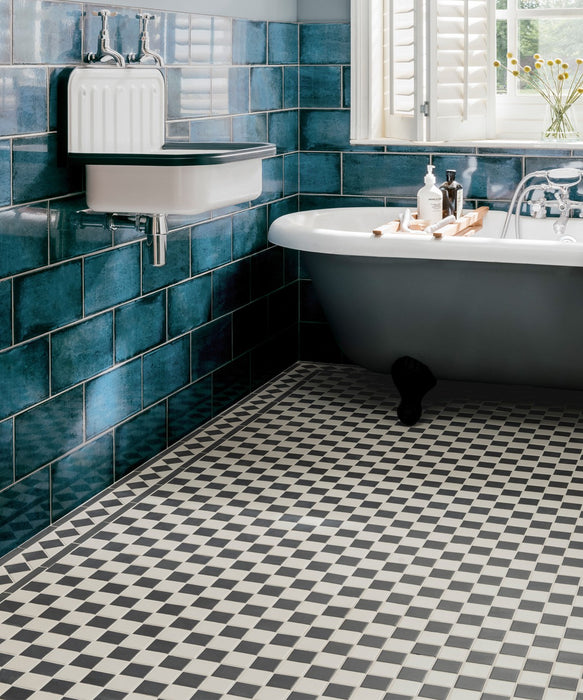 Victorian Black/White Chequer Tile