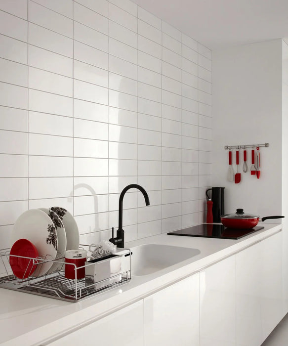 Linear White Gloss Tile