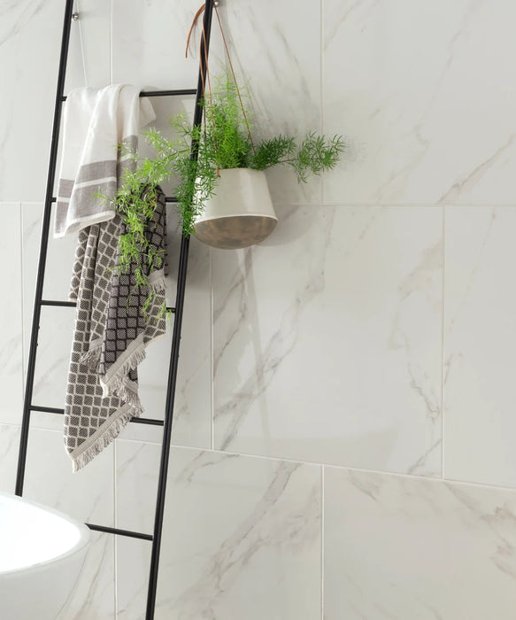 Calacatta Tile (60cm x 60cm)