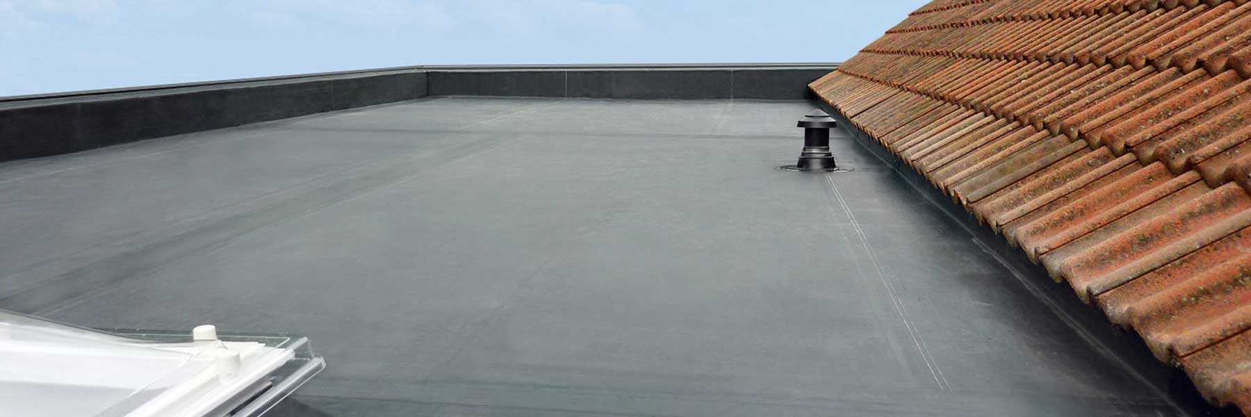 EPDM rubber roofing membrane