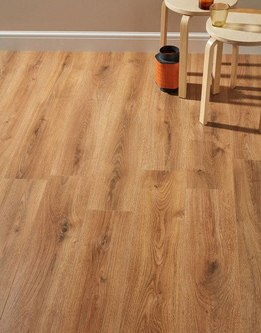 Laminate Flooring Farmhouse - Summer Oak 