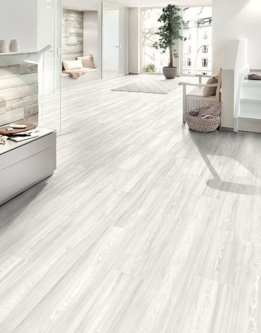 Laminate Flooring Jubilee - Winter Oak