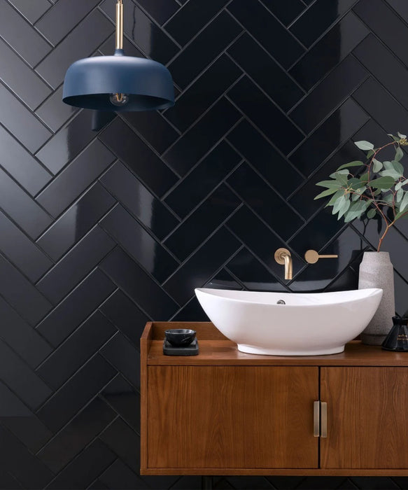 Linear Midnight Matt Tile