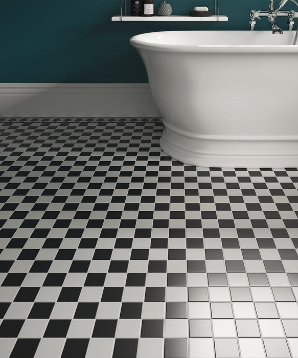 Victorian Black/White Chequer Tile