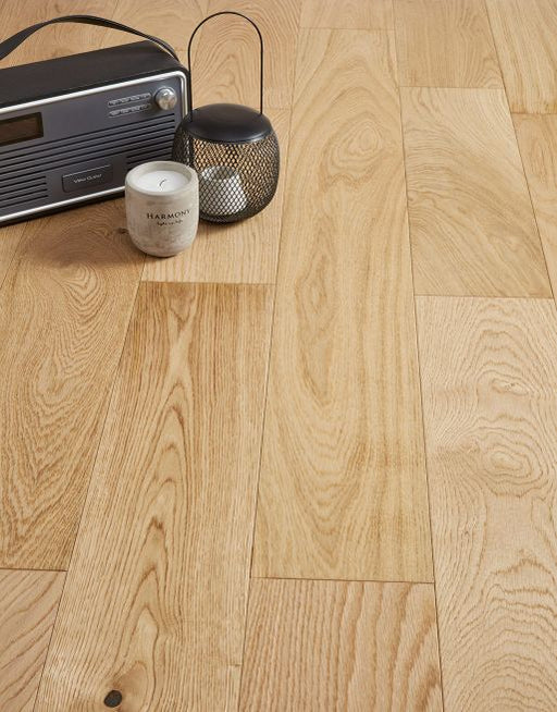 Engineered Wood Flooring - Natural Rustic Oak - Smooth Lacquered 