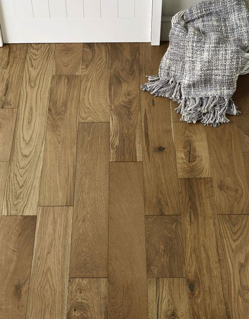 Engineered Wood Flooring - Loft Golden Smoked Oak - Brushed & Lacquered