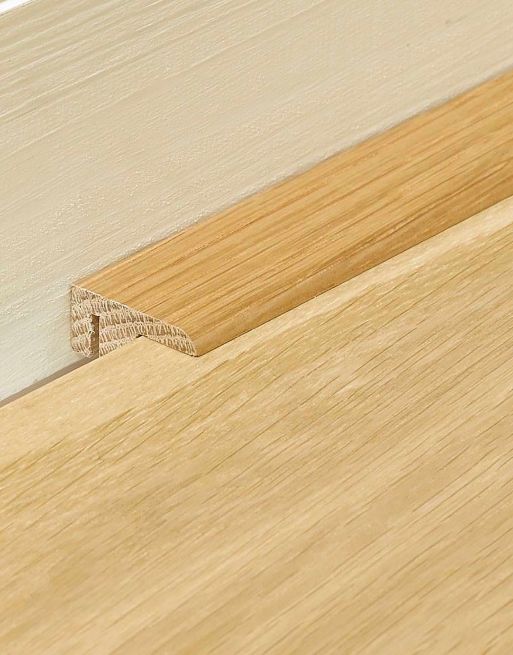 Wood & Laminate Flooring - Natural Oak End Profile